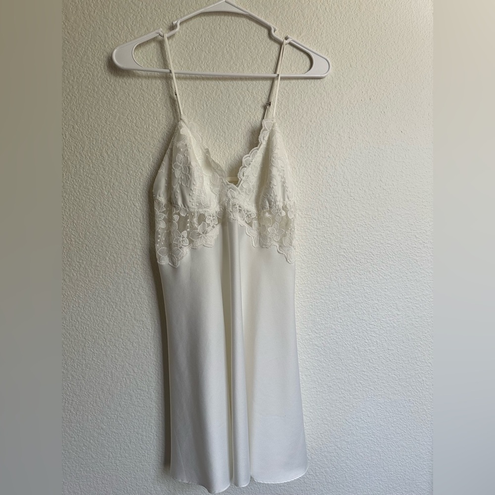 white silky slip mini dress❤️